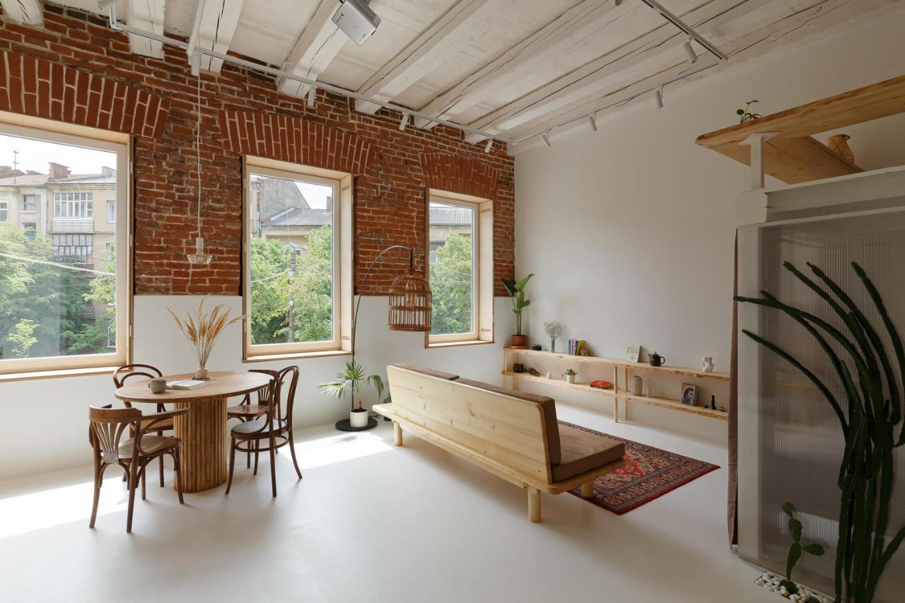 Loft Apartment Ivano-Frankivsk Exterior photo