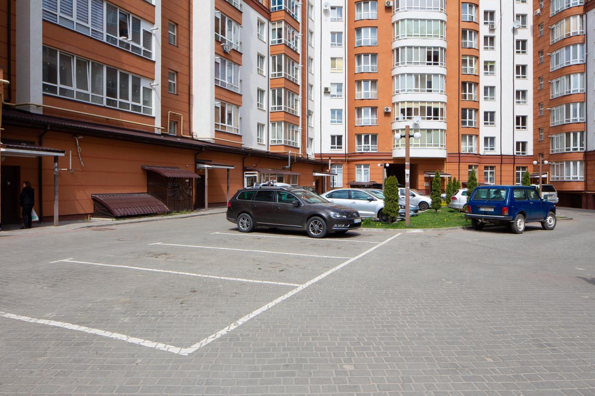 Loft Apartment Ivano-Frankivsk Exterior photo