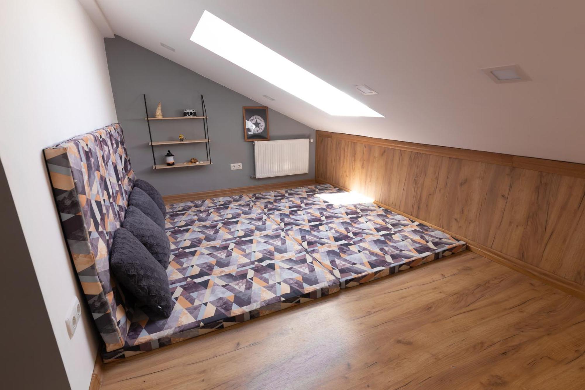 Loft Apartment Ivano-Frankivsk Exterior photo